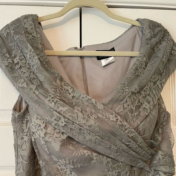 La Femme Platinum Colored Gown Size 16 - Picture 8 of 14